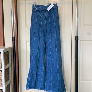 Hollister social tourist jeans